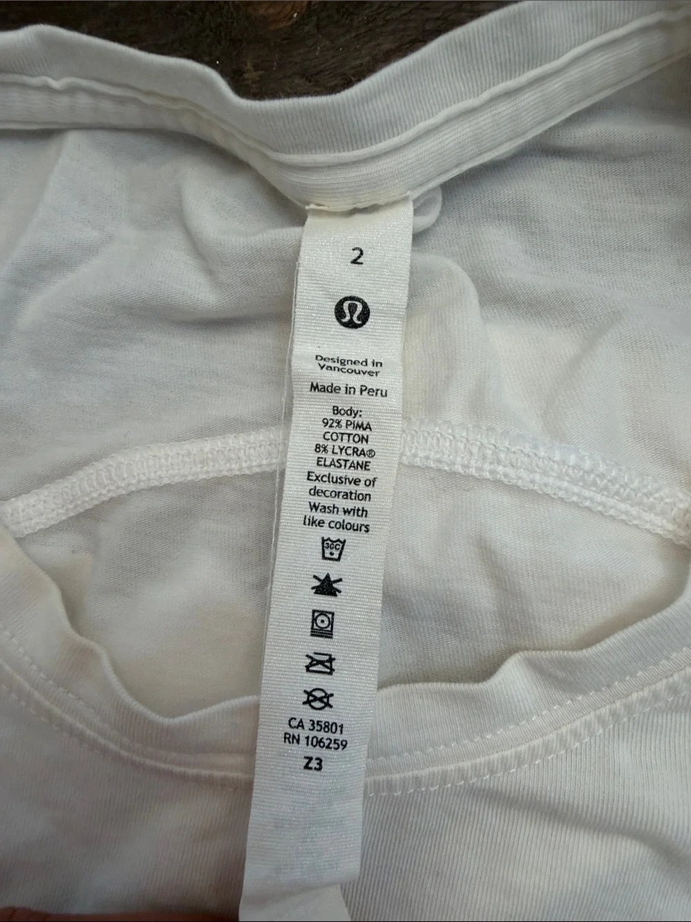 Lululemon Athletica gathering grow tank white size 2 EUC wrap tie crop yoga